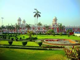 lucknow is under ten lifestyle ranking 