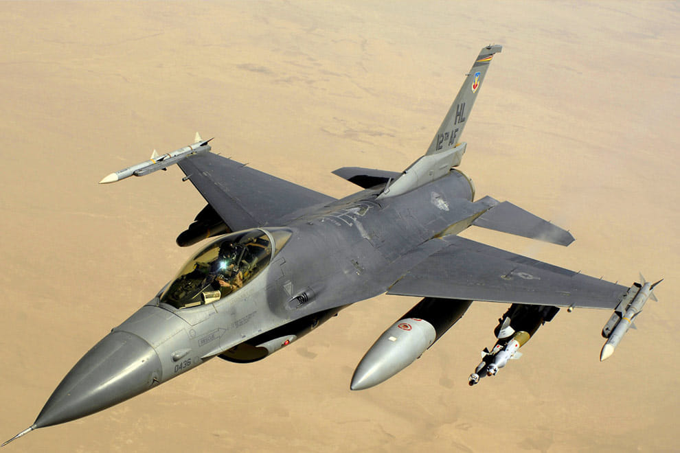 Pak wants to buy more F 16 fighter planes from America