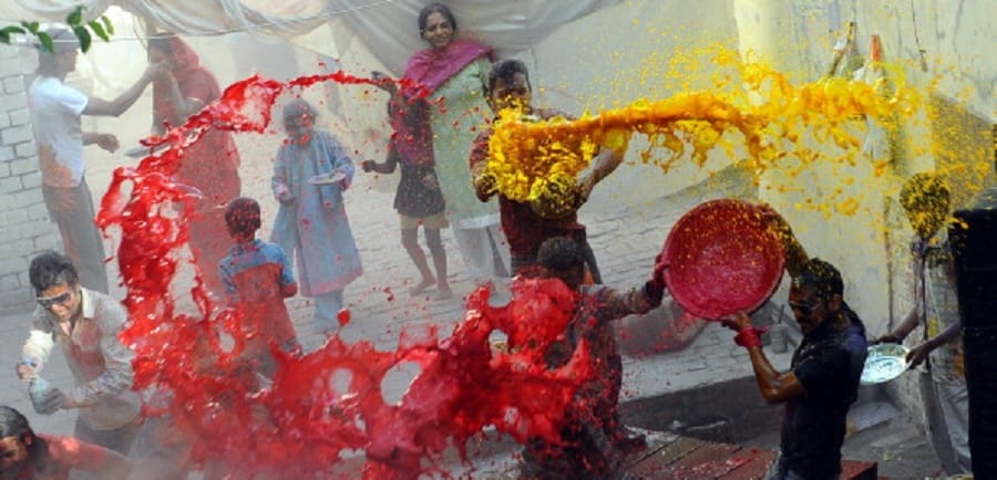 Government holiday announced on Holi and Diwali in Pakistan