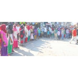 bhiwani news, electric meter, outside, people, angry