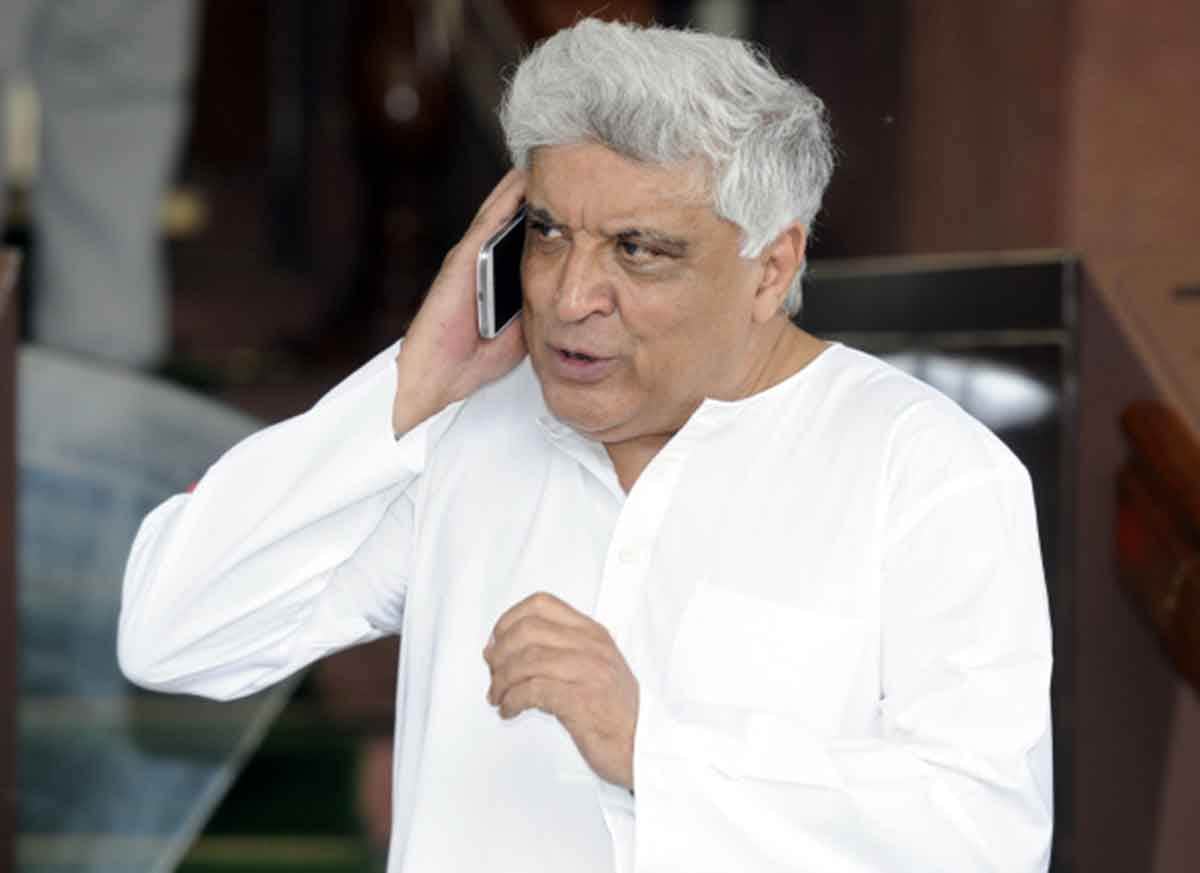 Complaint filed against Javed Akhtar: Protest outside singer's house, compares RSS with Taliban