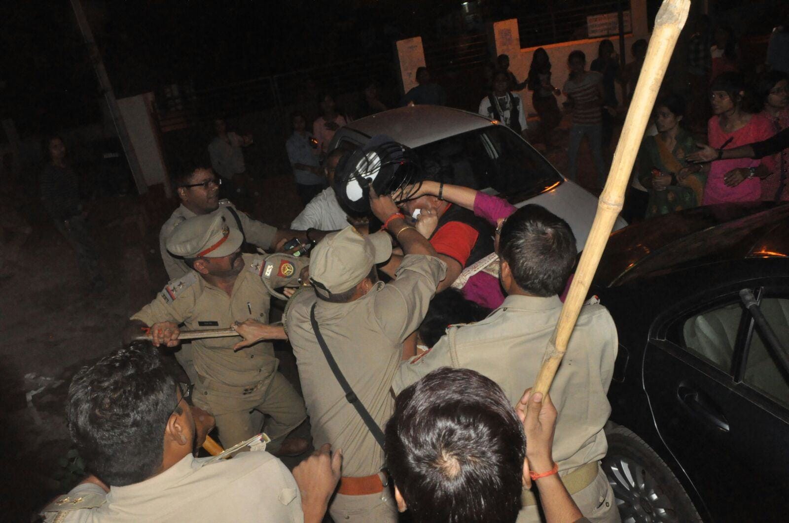 ruckus in kailash girls hostel in lucknow