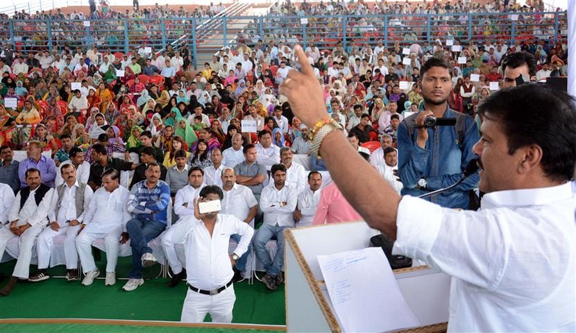 Celebrated achievements , Akhilesh deliver command again