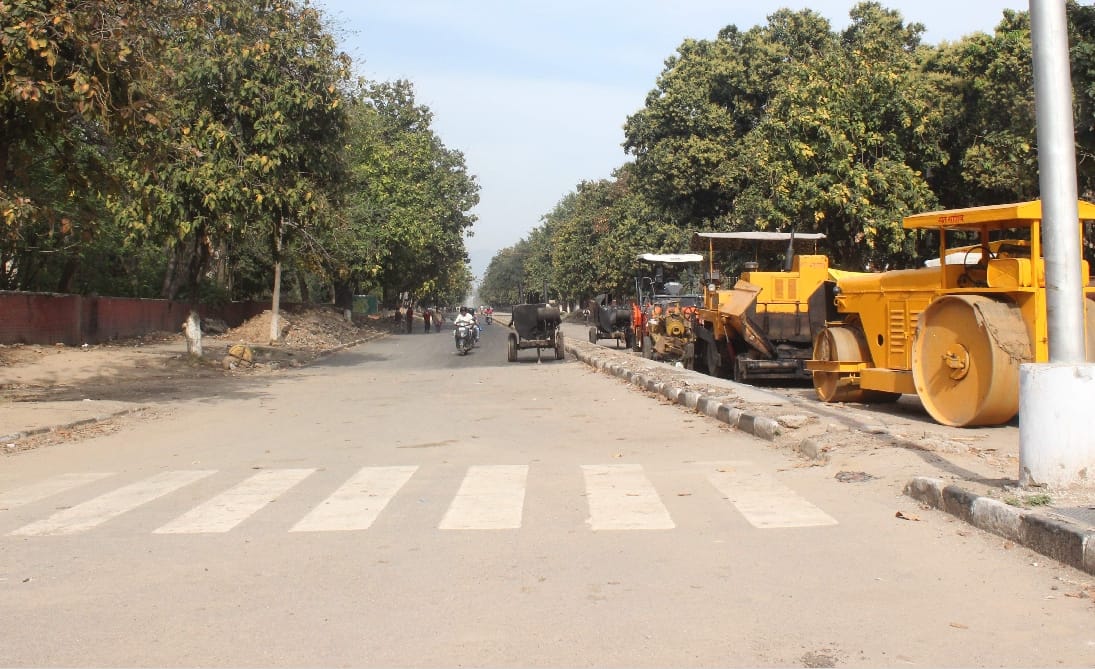 Breakup in installing 36 lakh signs on Pilibhit bypass