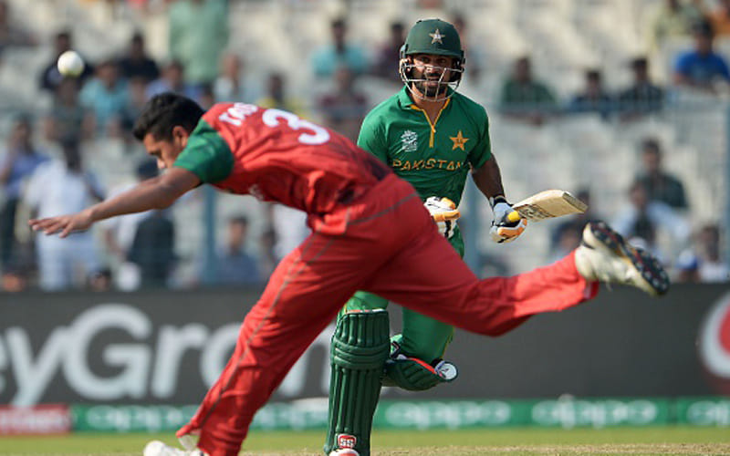 Soumya Sarkar Took Wonderful Catch in World Cup t20
