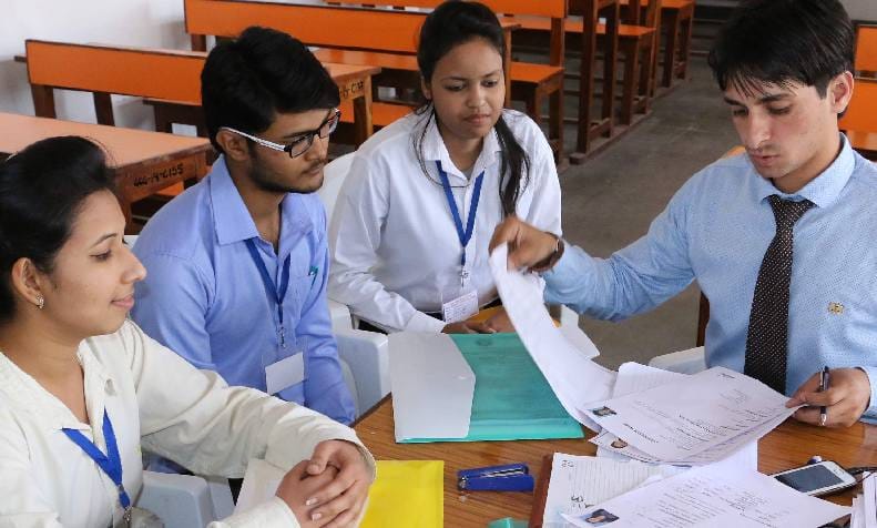 panchkula, Job Fair, Eight hundred students, Government Girls College