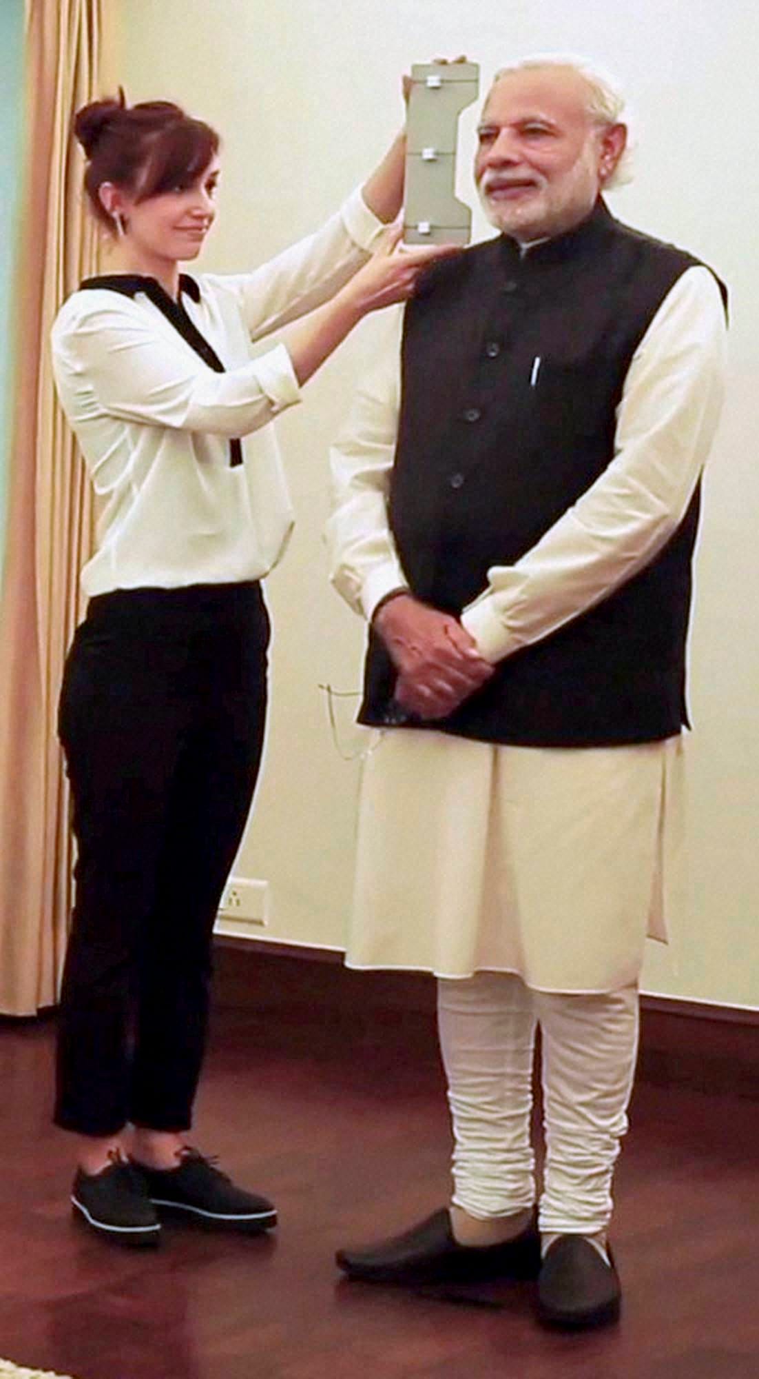 primeminister narendra modi's statue madame tussauds
