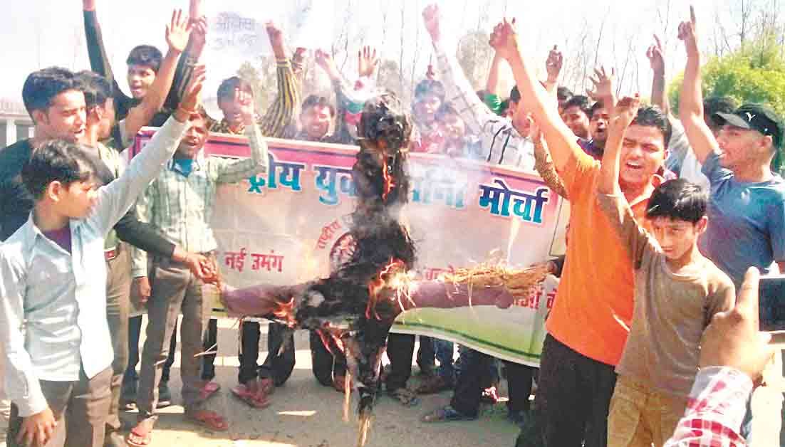 protest against ovesi