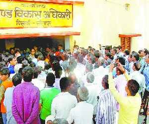 Rojgar sawak protested due to payment