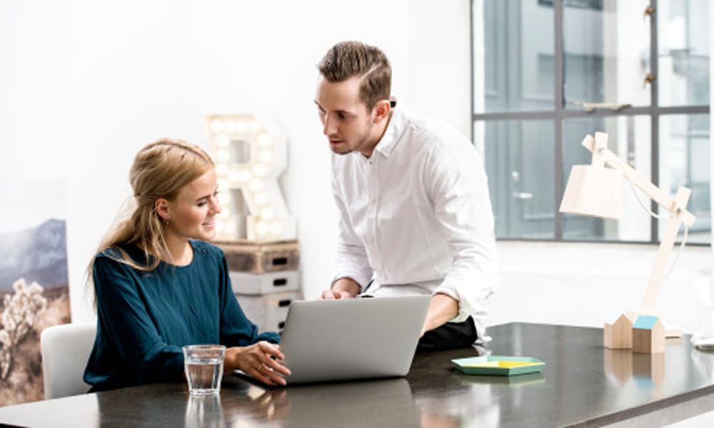do's and don't s for office while socializing 