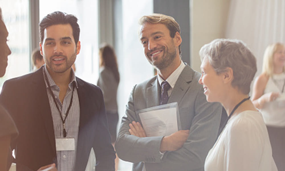do's and don't s for office while socializing 
