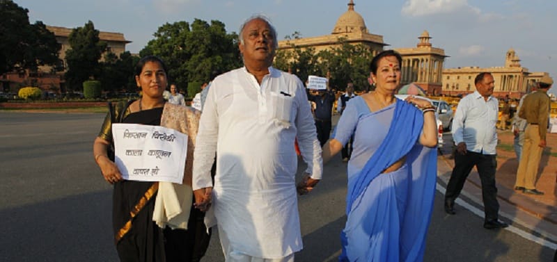 Lok Sabha Speaker refers issue of alleged bribery involving TMC MPs to Ethics Committee