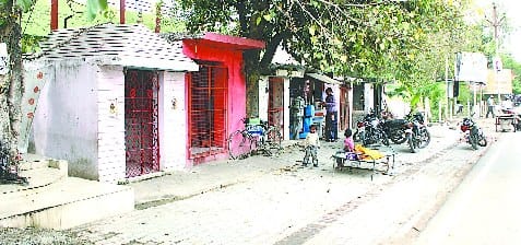 Deo has sat on the road to land grabbing