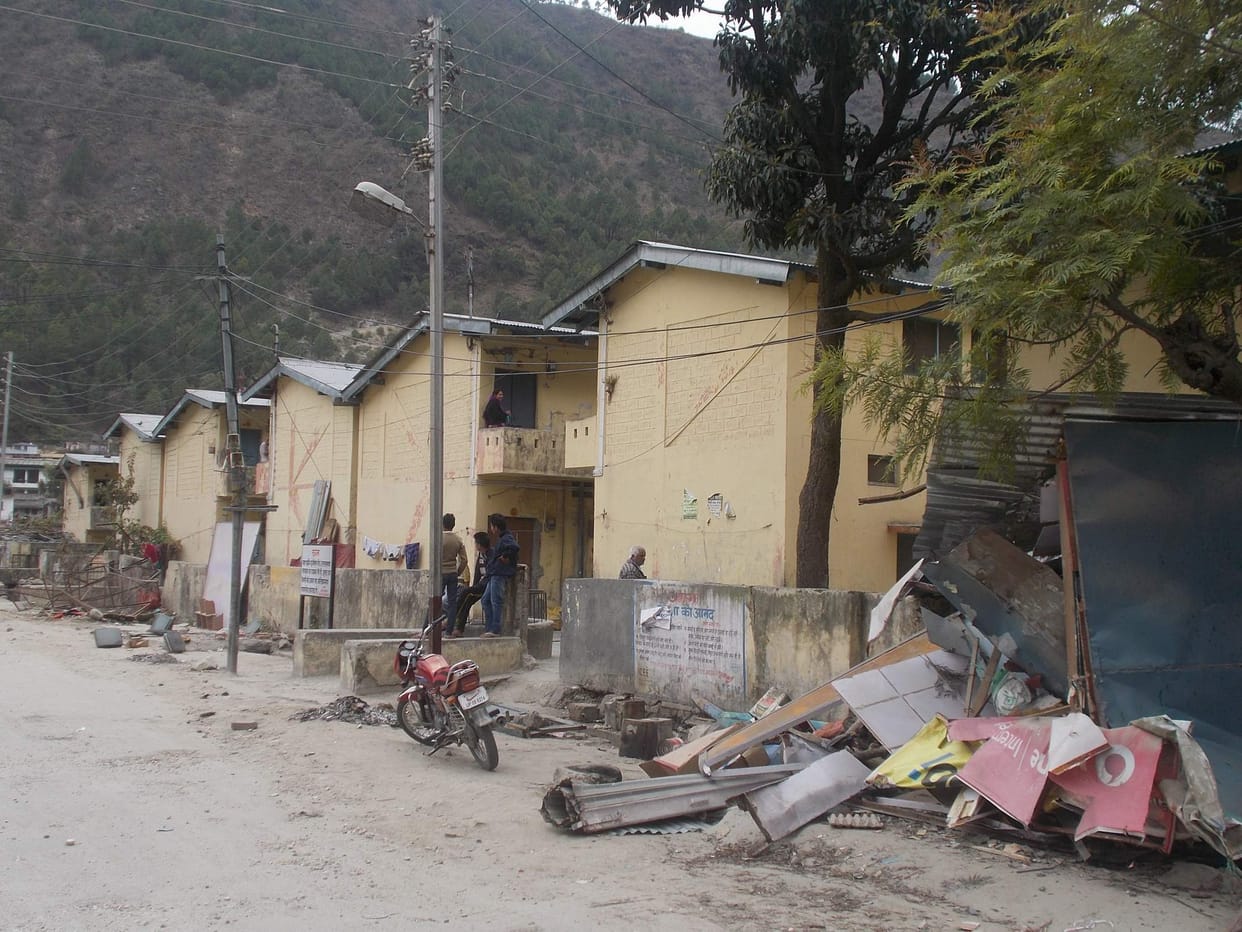 Hydroelectric Corporation deleted illegal kiosks