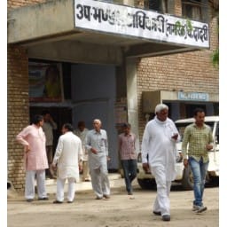 bhiwani news, bdpo office burnt matter, sdm, employee, 