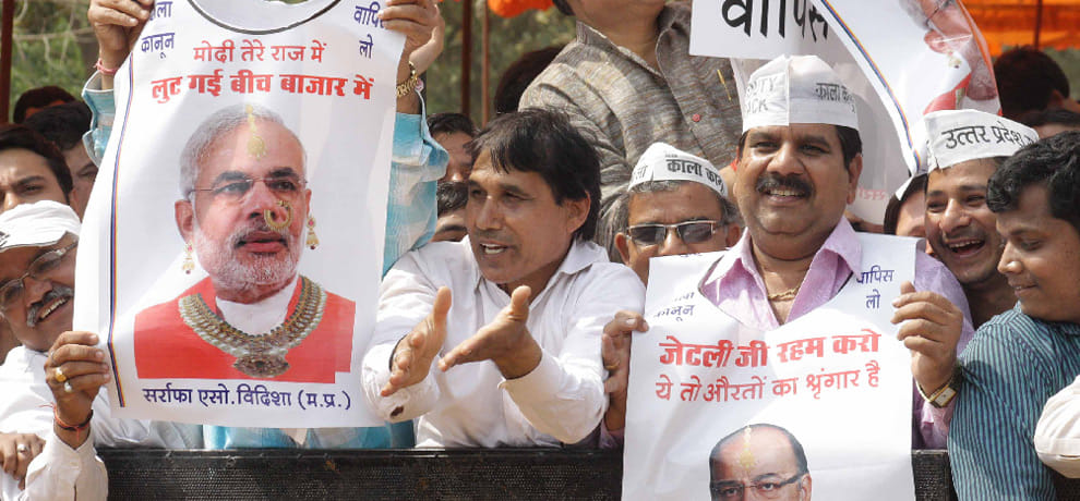 Jewellers across the country protest in Ramlila Maidan