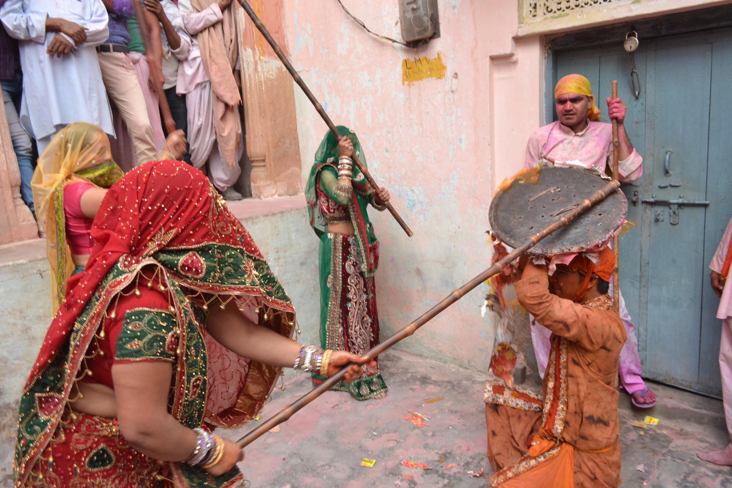 holi 2018 barsana lathmar holi celebrations
