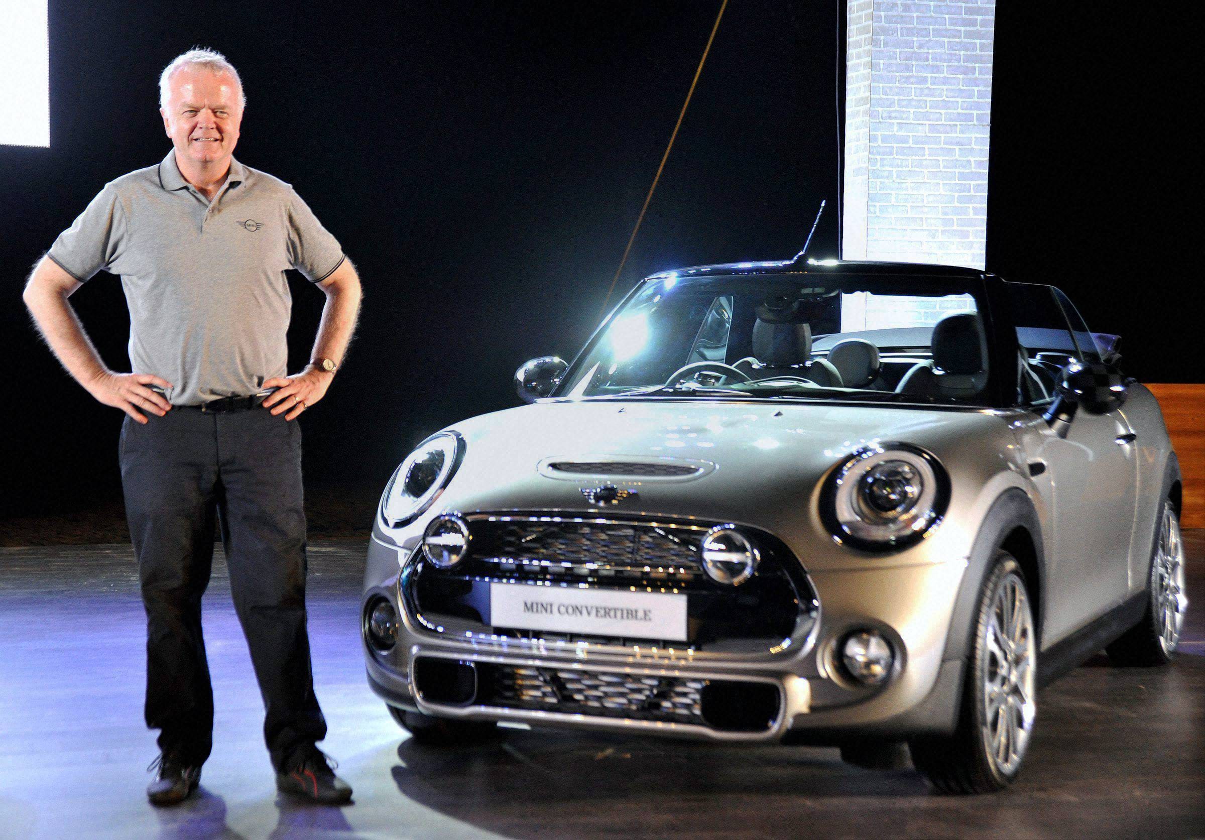 2016 Mini Cooper Convertible Launched at Rs. 34.9 lakh