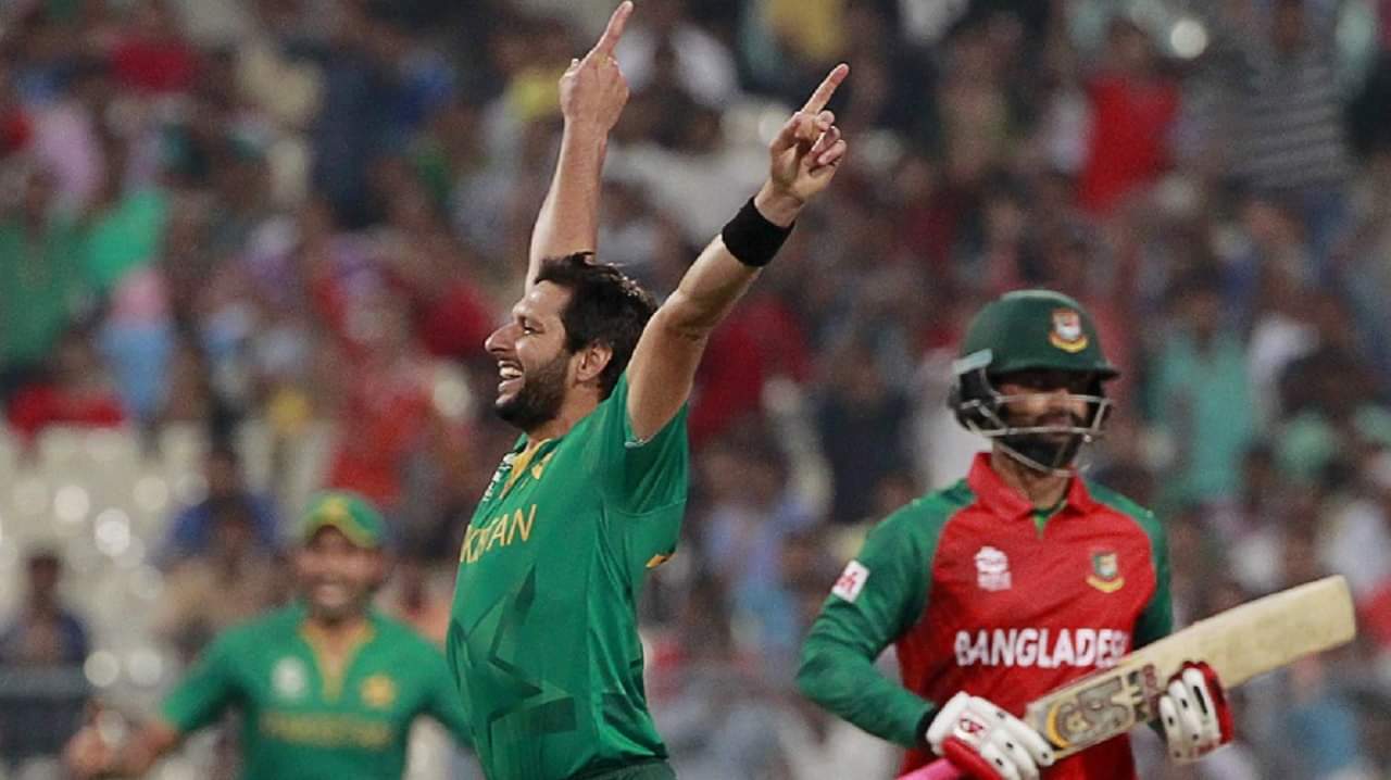 पाक ने बांग्लादेश को हराया