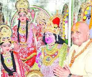Shobhayatra brought out by the Nagas