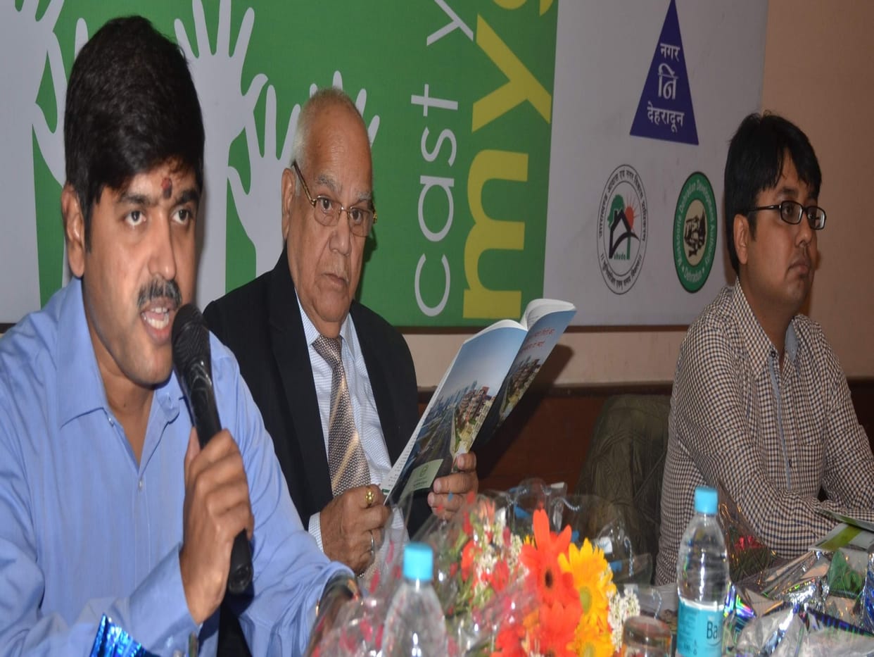 Nodal officer appealed to vote for the smart Doon.