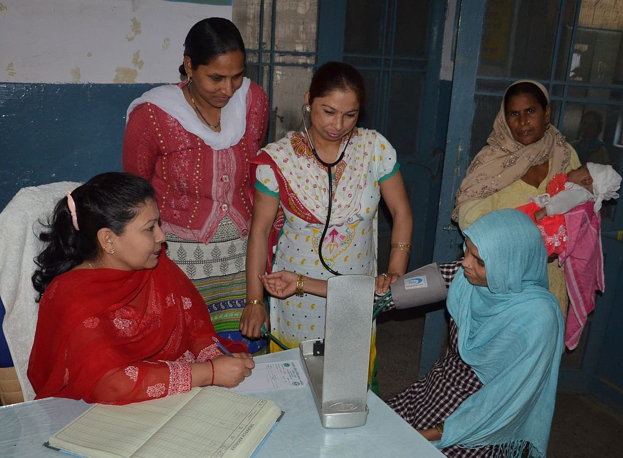 NRHM workers postpone strike.