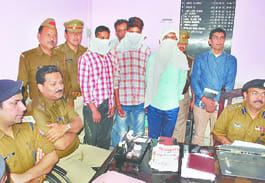Robbers came tenth student