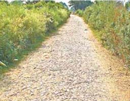 7.50 crore will be spent on roads in Ujhani