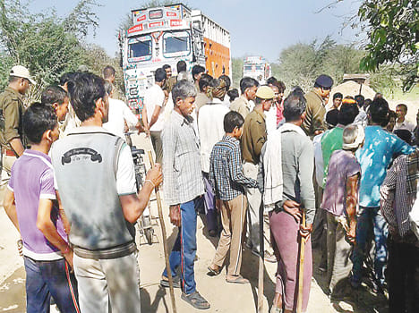 The people of Hamirpur Murng quarry closed