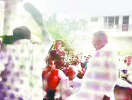Dhaba owner had shoes Panchayats