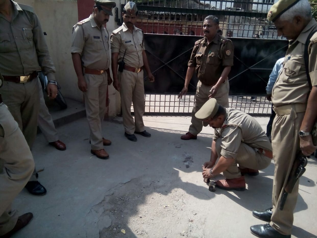 Shootout at Hazratganj in Lucknow.