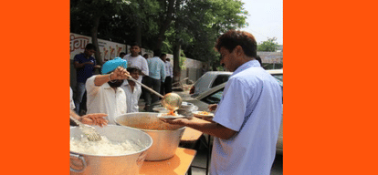 How is the leader Mulayam Singh said Grandma's Kitchen