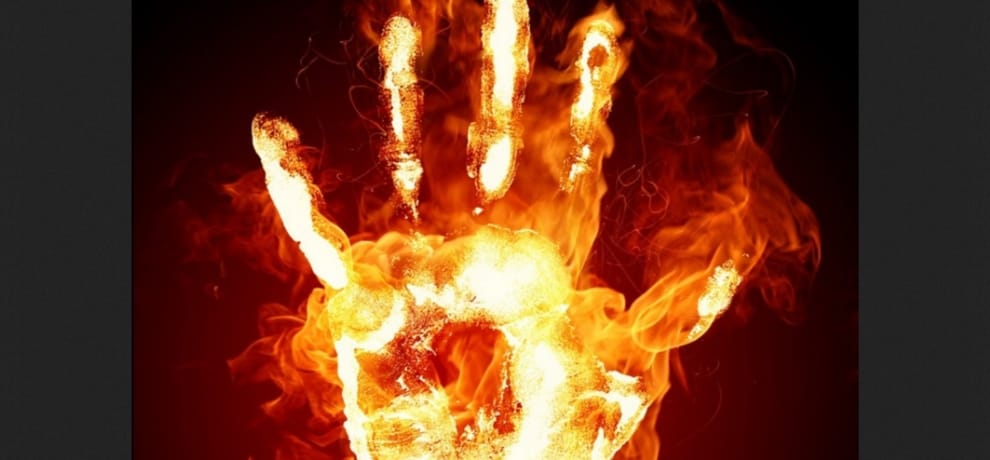 girl burn alive in house fire in bahraich