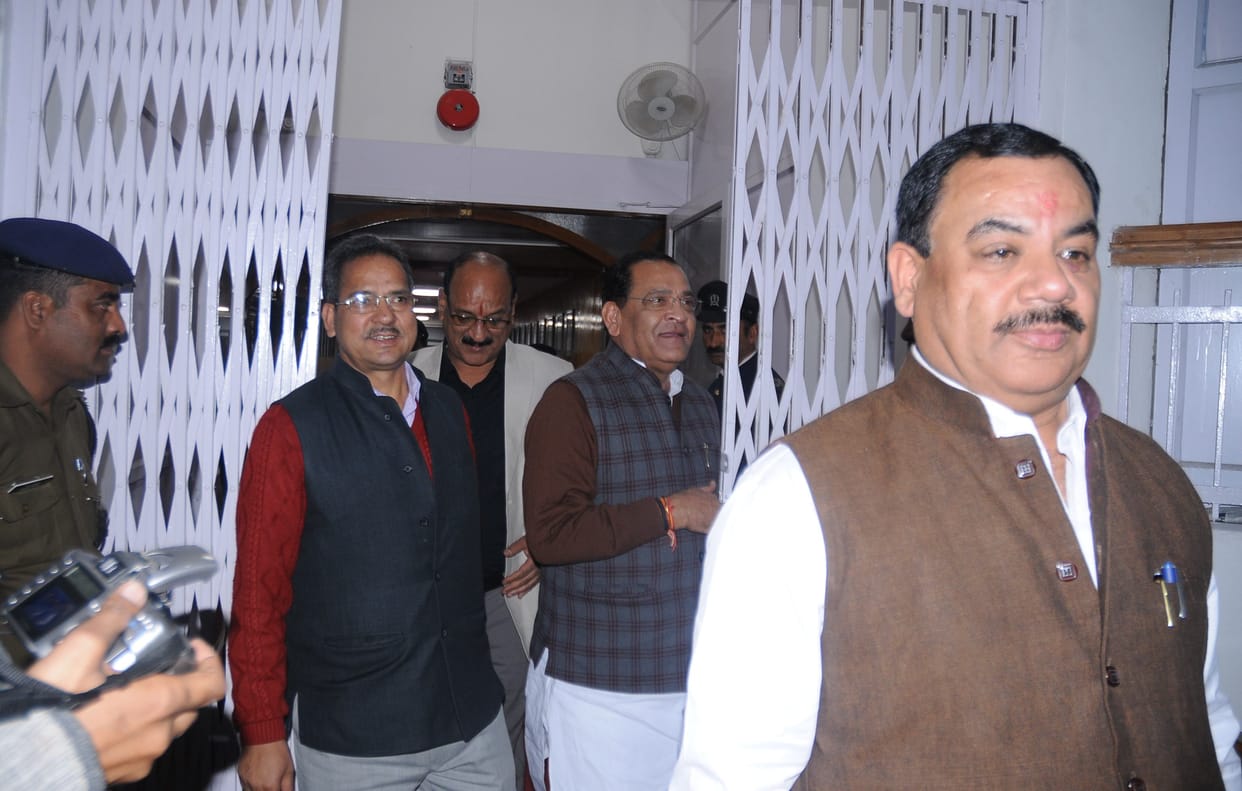 VHP not in favor rebel MLA entry in bjp.