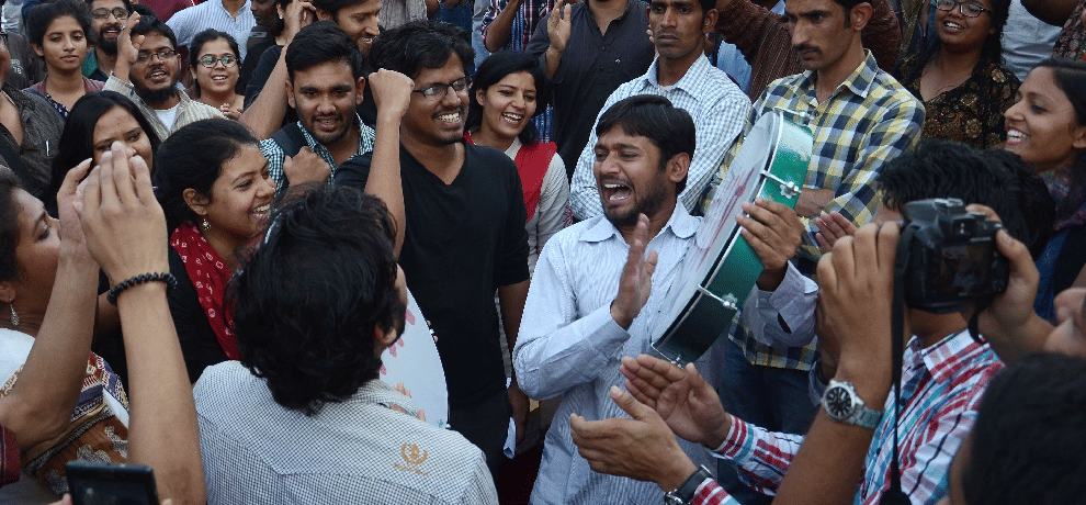 JNU Anirban against Khalid-blown gulal, danced to the beat of Dpli Kanhaiya