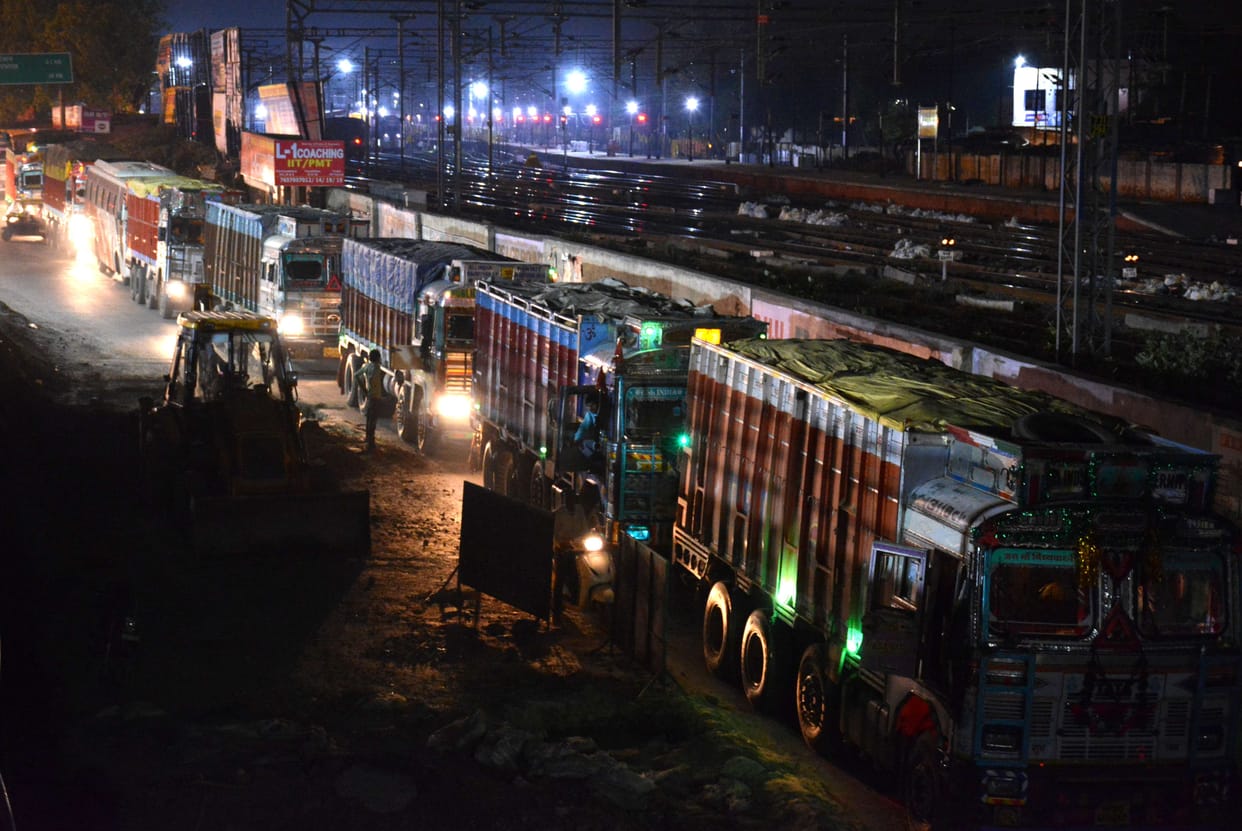NH 2 on the chaotic traffic