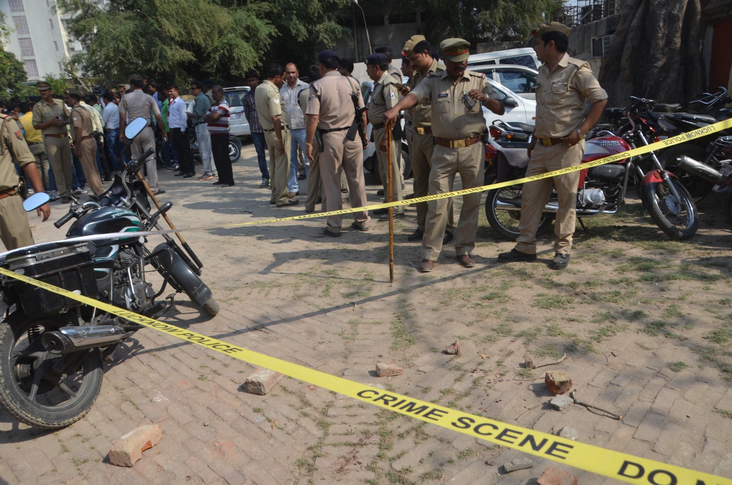 Murder in hazratganj in Lucknow.