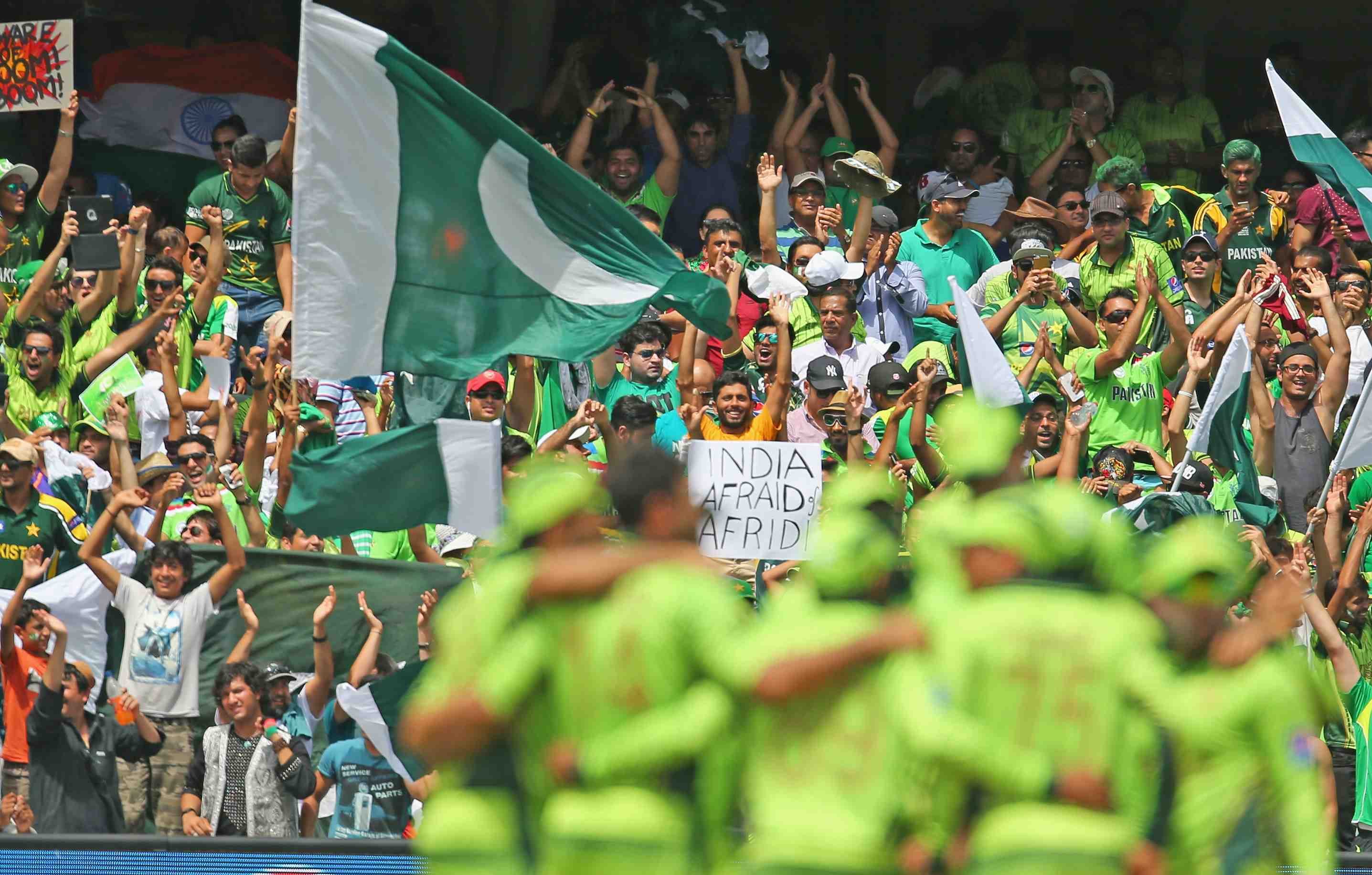 Wasim Akram slams PCB for asking captain Sarfaraz Ahmed to return from South Africa