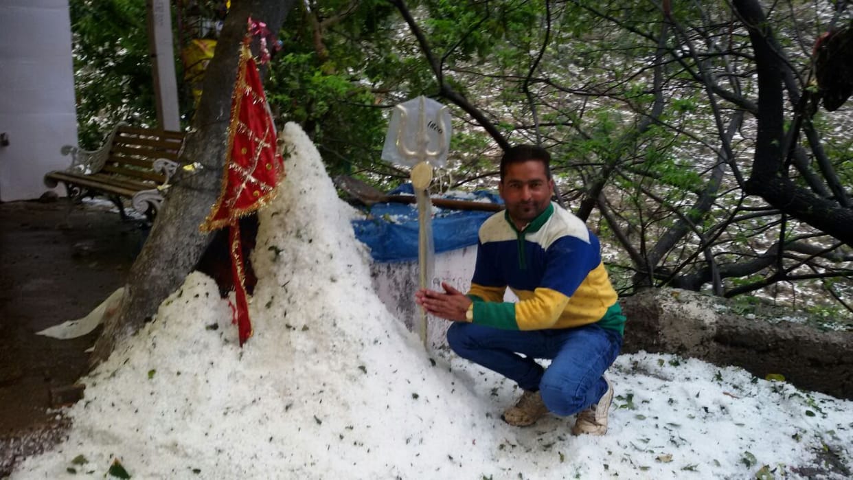 Hevy rain and snowfall, life chaotically