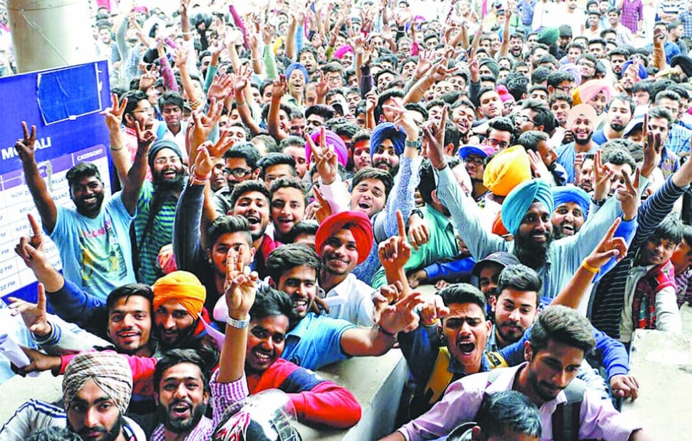 controversy on ticket selling of t20 world cup match, decision recall