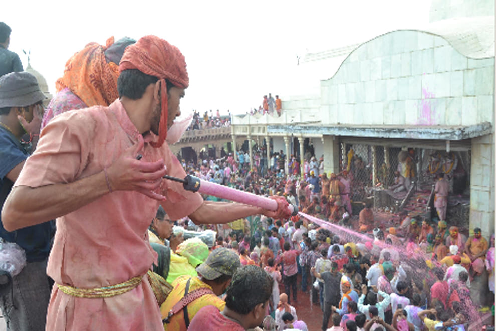 Holi celebrations begin at Nand Gaon