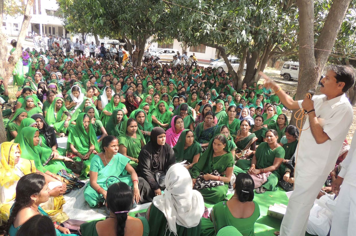 Honorarium for Anganwadi workers filled shout