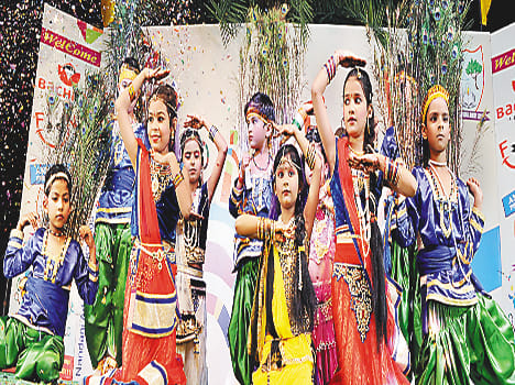 The children play in the school talent show
