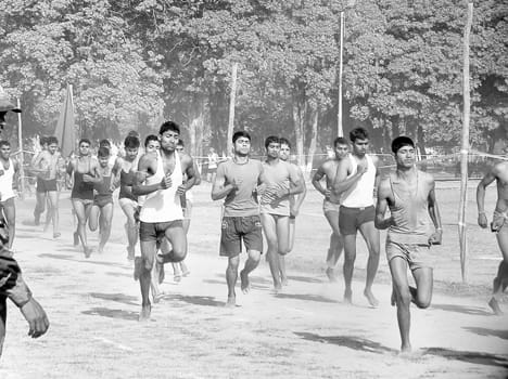Army Recruiting race in 5000, only 175 could pass