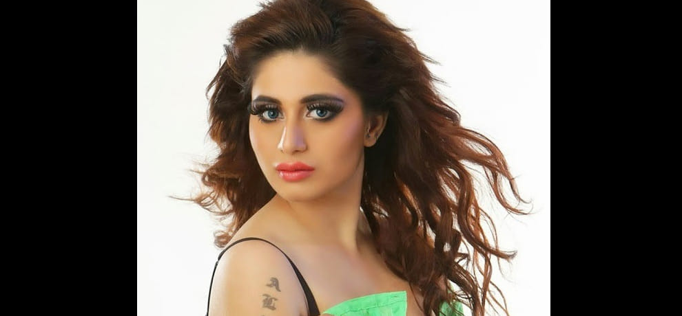 bollywood actress alisha khan ex boy friend warned her to make her personal video viral