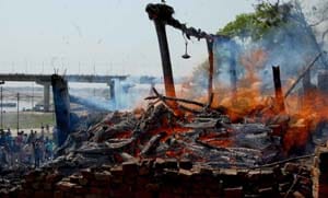 Ashram fire erupted in huts , the abbot 's death