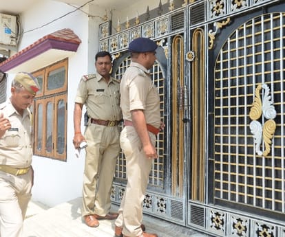 A property dealer attacked in Lucknow.
