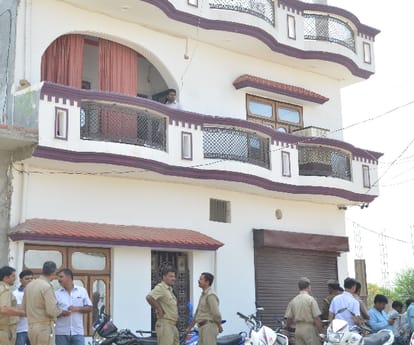 A property dealer attacked in Lucknow.