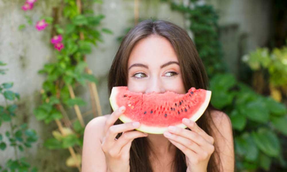 Foods that keep you look younger