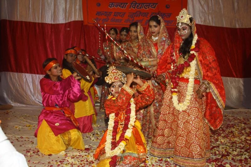 lathamar holi in shrotmuni ashram
